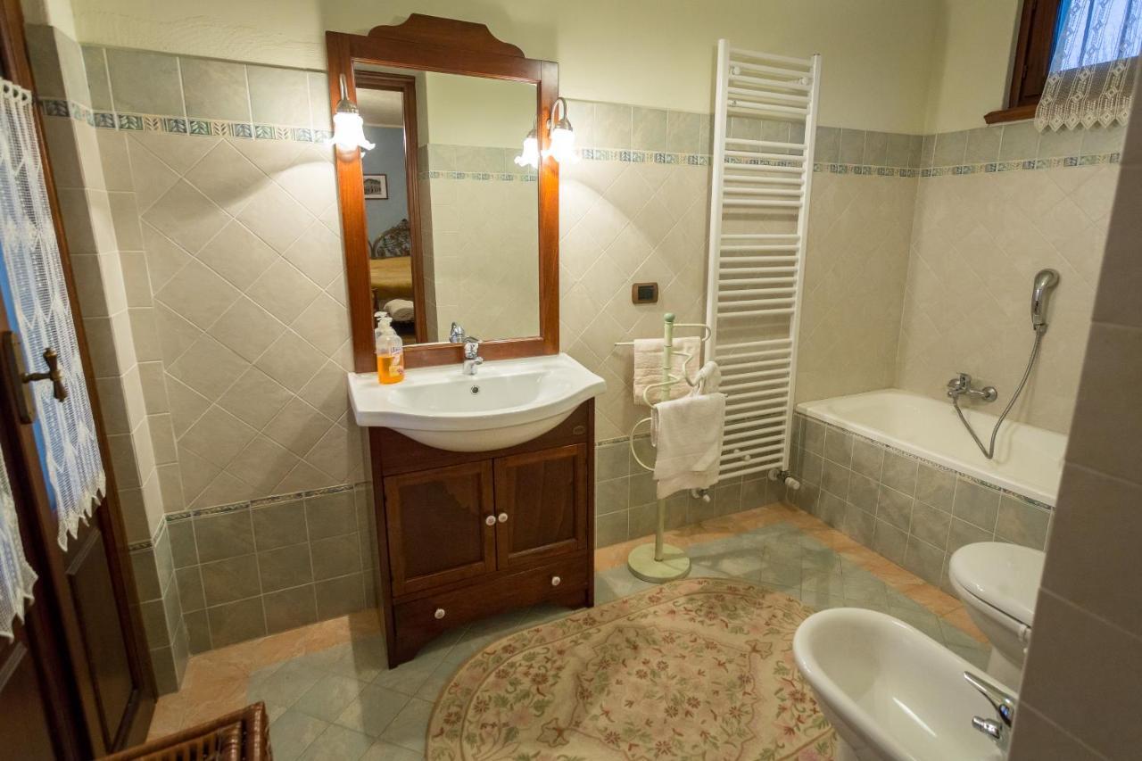 Relax Nel Noccioleto Novello Quarto foto